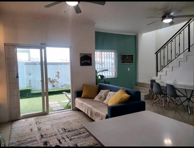 3 BEDROOM TOWNHOUSE FOR SALE IN FERNDALE